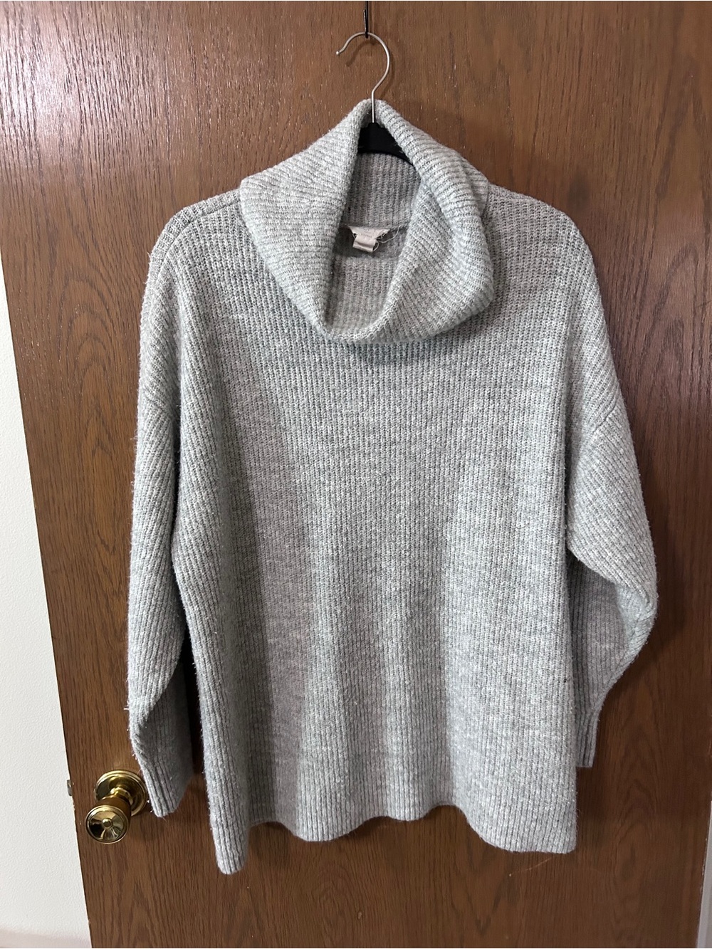 LOFT Light Gray Cowl-Neck Ribbed Sweater large